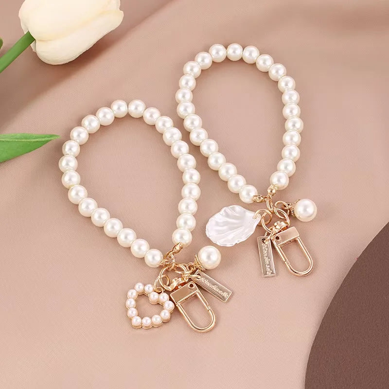 Cute Pearl Keychain for Women Girls Shiny Pearl Bead Shell Phone Bag Backpack Charm Accessory Car Key Key Chain Pendant
