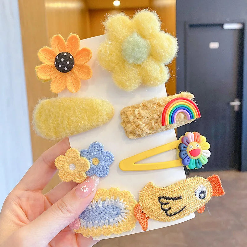 HAIR CLIPS